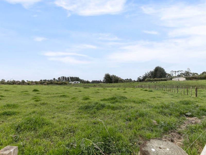 42 Serenity Lane, Koputaroa, Shannon - Carousel 2