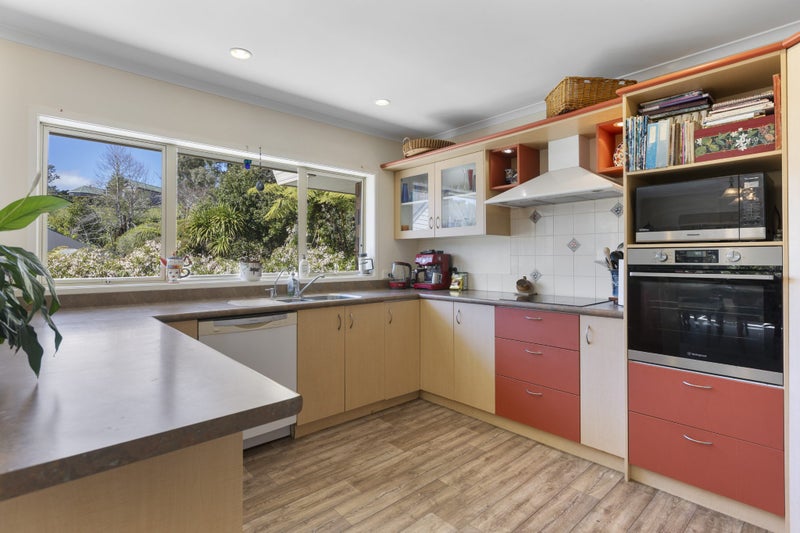 5A Cyrus Street, Whalers Gate, New Plymouth - Carousel 2