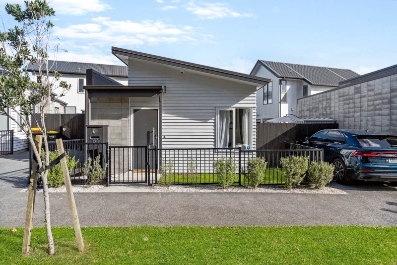 130 Leybourne Circle, Glen Innes, Auckland - Carousel 1