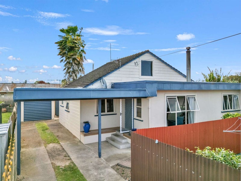 200A Caroline Place, Mayfair, Hastings - Carousel 2