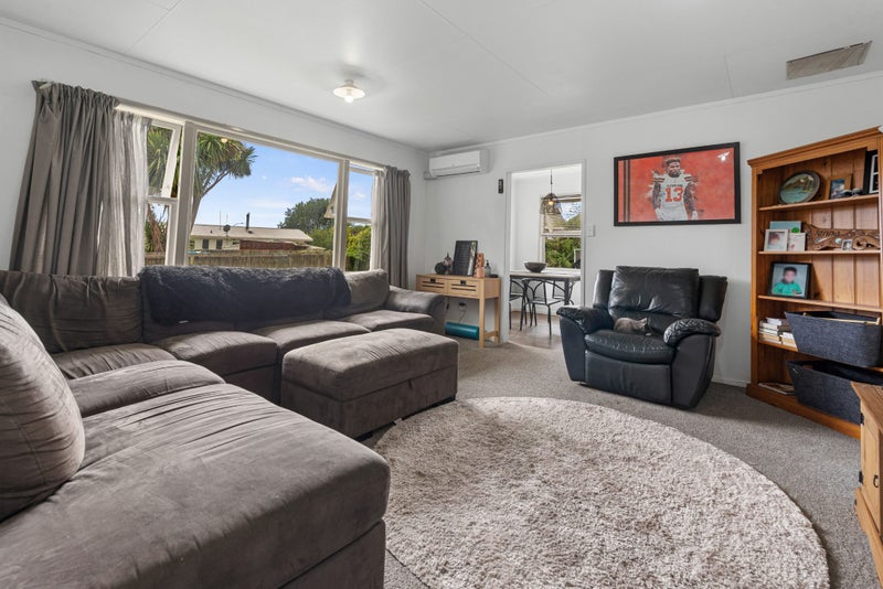 7 Tennyson Drive, Owhata, Rotorua - Carousel 1