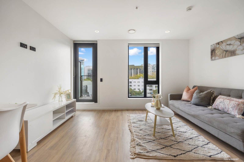 306/106 Vincent Street, Auckland Central, Auckland - Carousel 1