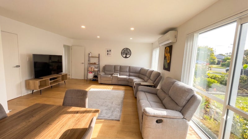 22 Pikao Place, East Tamaki, Auckland - Carousel 1