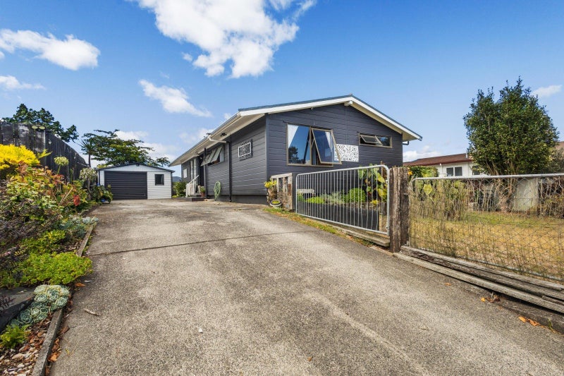 11 Kent Street, Tokoroa - Carousel 1