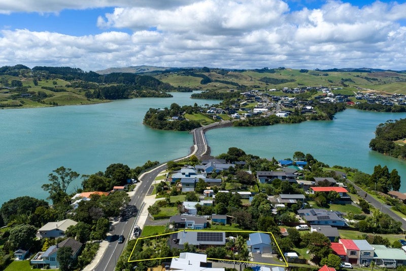 21 Opotoru Road, Raglan, Raglan - Carousel 50