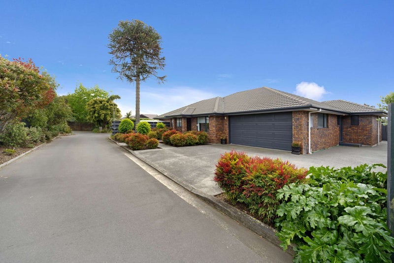 2 Kohuhu Lane, Burwood, Christchurch - Carousel 1