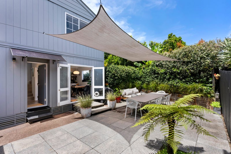 3/66 Larchwood Avenue, Westmere, Auckland - Carousel 1