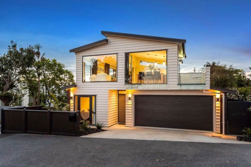 47 Taunton Terrace, Blockhouse Bay, Auckland - Carousel 1