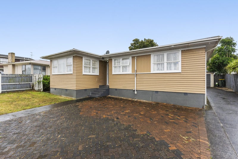 129 Rowandale Avenue, Manurewa, Auckland - Carousel 2