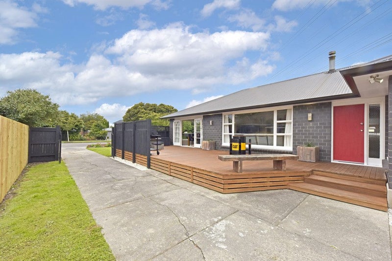 3 Kingsgate Place, Burnside, Christchurch - Carousel 2