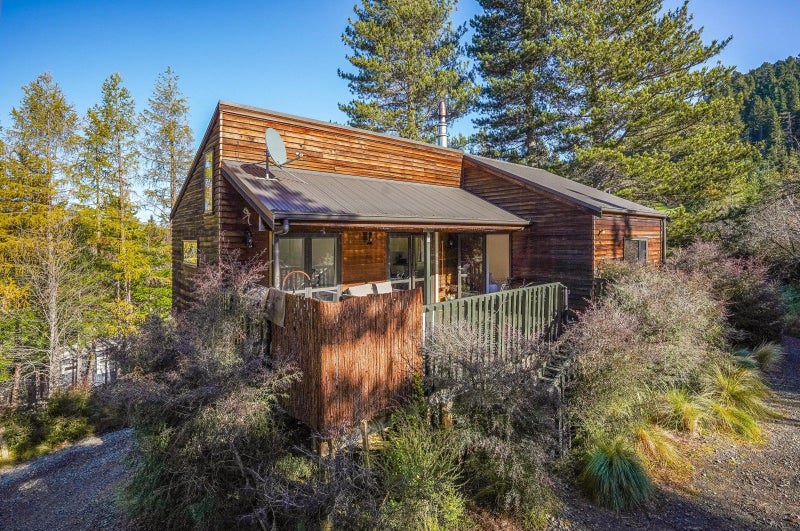 87 Chalet Crescent, Hanmer Springs, Hanmer Springs - Carousel 1