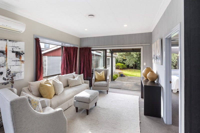 10 Gambia Street, Papanui, Christchurch - Carousel 2