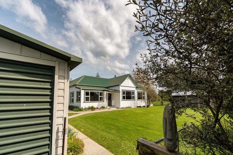 37 North Branch Road, Milton, Milton - Carousel 2