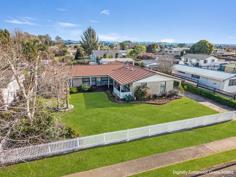 52 Racecourse Road, Waiuku, Waiuku - Carousel 2