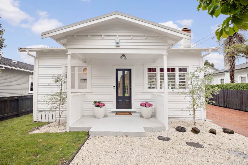 45 Stewart Road, Mount Albert, Auckland - Carousel 1