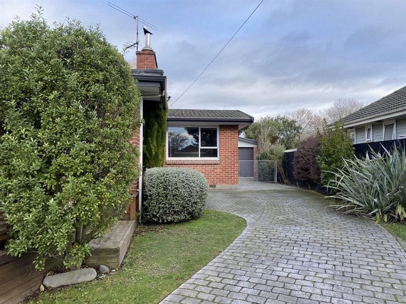 32 Gregan Crescent, Burnside, Christchurch - Carousel 1