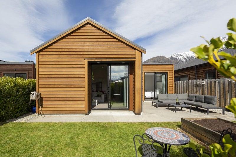 23 Lauder Street, Lake Hayes, Queenstown - Carousel 1