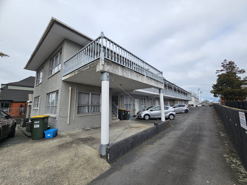 12/191 Ulster Street, Whitiora, Hamilton - Carousel 2