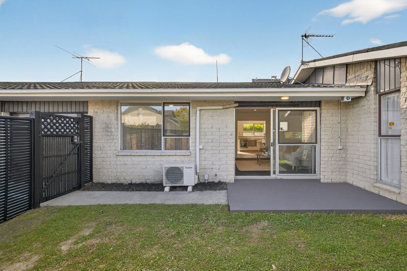 2/130 Edgeware Road, St Albans, Christchurch - Carousel 1