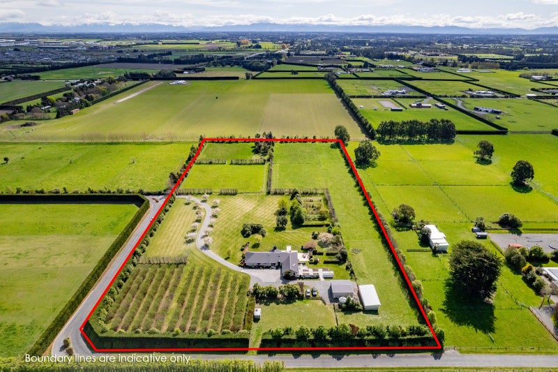 1/634 Weedons Road, Christchurch - Carousel 1