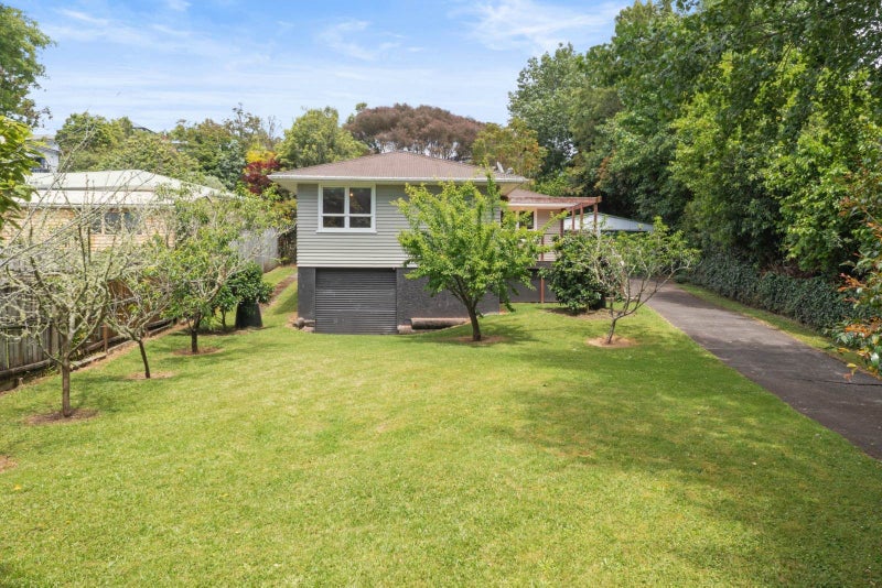 29 Ranui Avenue, Ranui, Auckland - Carousel 1
