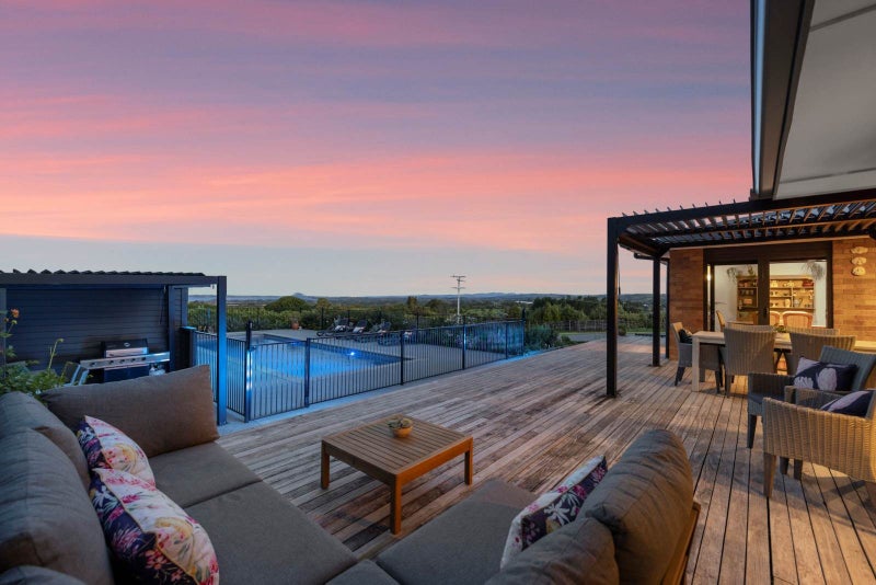 257 Thompsons Track, Katikati - Carousel 2