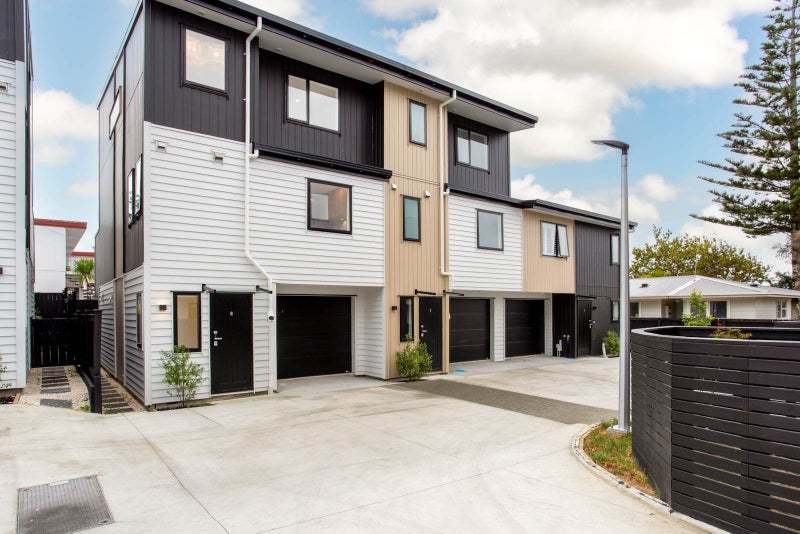 Lot 15/13-15 Arawa Street, New Lynn, Waitakere City, Auckland - Carousel 2