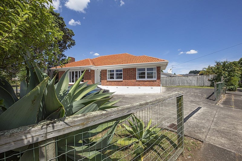 51 Oranga Avenue, Onehunga, Auckland - Carousel 1