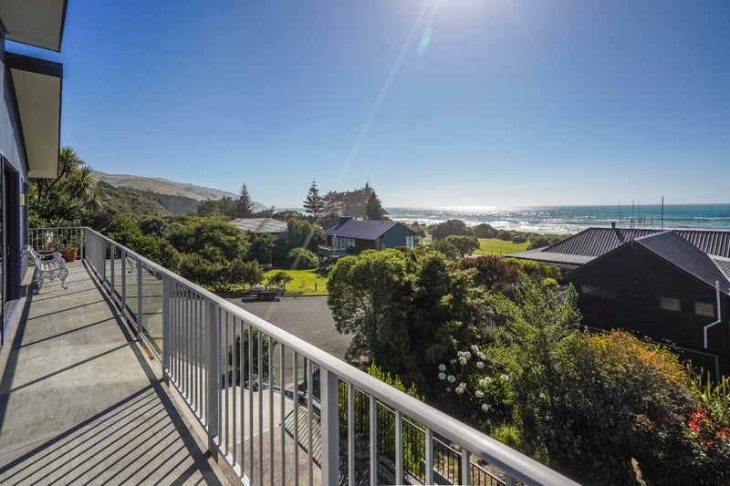 11 Buxton Place, Gore Bay, Cheviot - Carousel 1