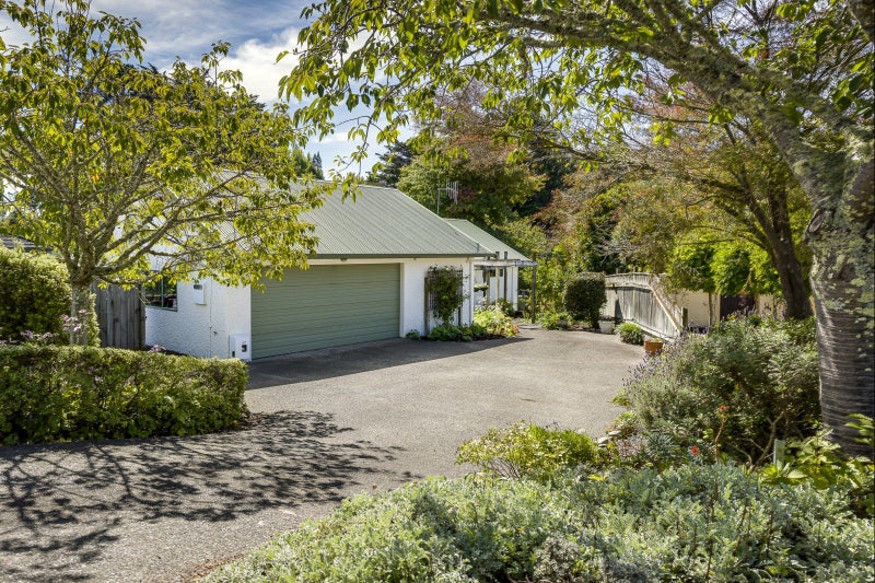 45 Greenwood Road, Havelock North, Havelock North - Carousel 23