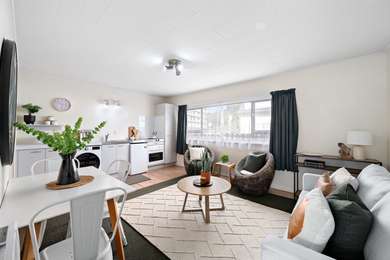 2/52 Russell Terrace, Berhampore, Wellington - Carousel 1