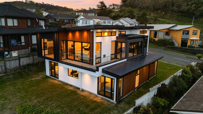 49 Ashton Fitchett Drive, Brooklyn, Wellington - Carousel 1