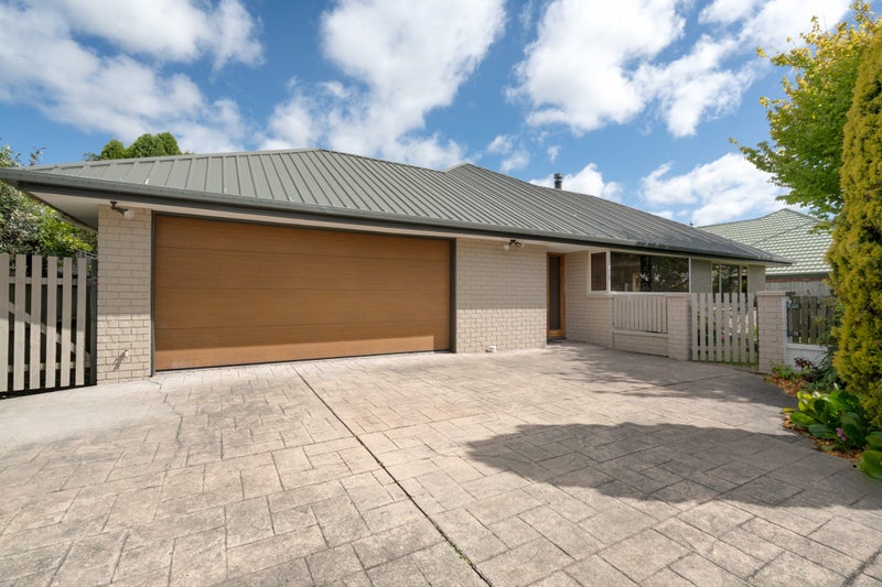 4 Penruddock Rise, Westmorland, Christchurch - Carousel 2