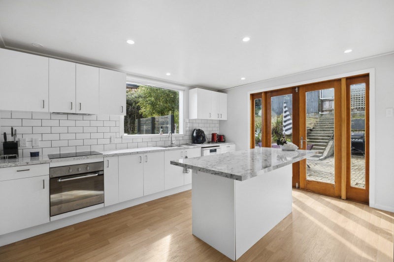 16 Wairoa Street, Kaikorai, Dunedin - Carousel 1