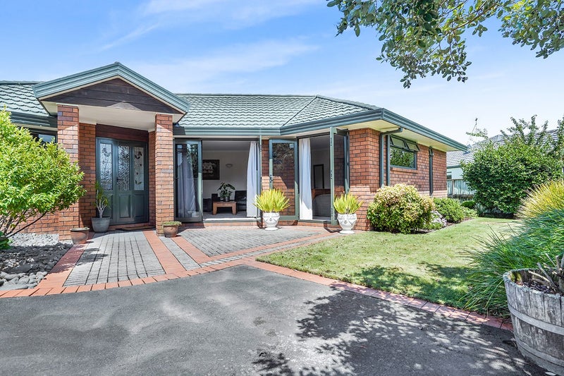 9 Caversham Drive, Rototuna, Hamilton - Carousel 2