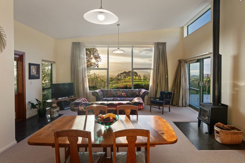 142 Huia Street, Waikanae, Waikanae - Carousel 2