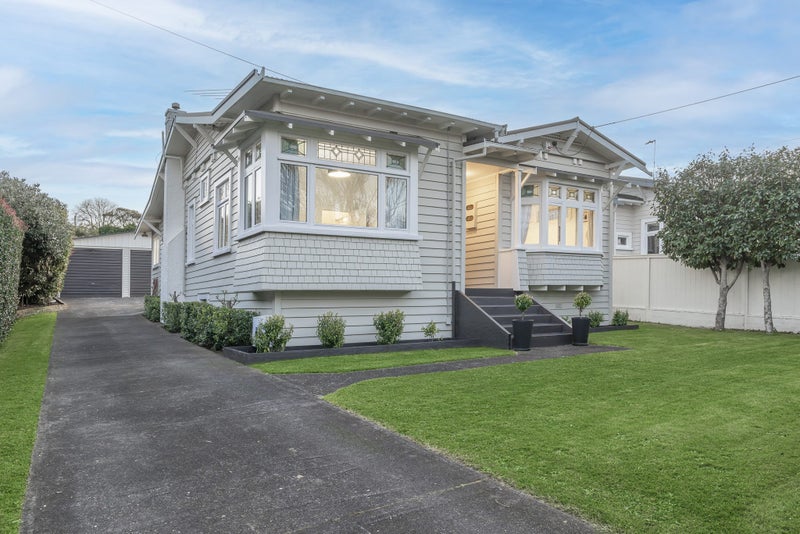 4 Baldwin Avenue, Mount Albert, Auckland - Carousel 1