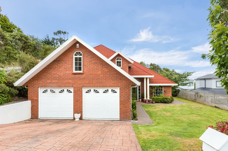 144 Eskdale Road, Papakowhai, Porirua - Carousel 1