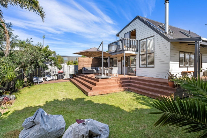 202 Beverley Terrace, Whangamatā - Carousel 1