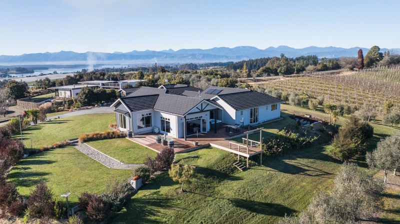 19 Petra Way, Upper Moutere, Upper Moutere - Carousel 1