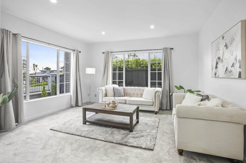 108 Simpson Road, Henderson Valley, Auckland - Carousel 2