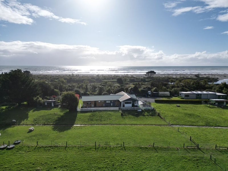 27 Coopers Road, Gladstone, Greymouth - Carousel 1