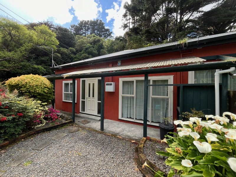 469 Ohiro Road, Brooklyn, Wellington - Carousel 1
