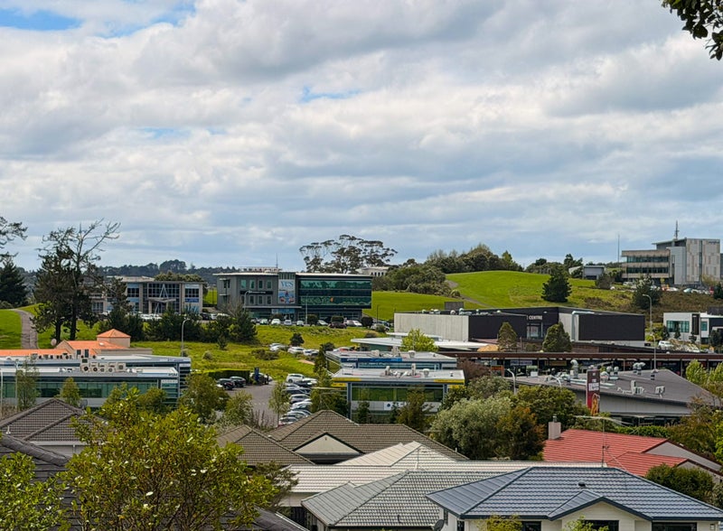 41 Bushlands Park Drive, Albany, Auckland - Carousel 23