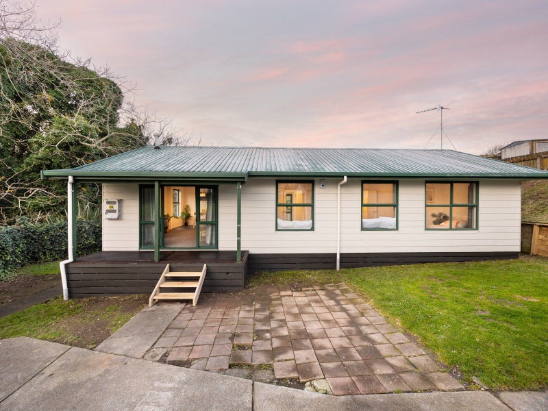 11A Trigg Place, Bader, Hamilton, Waikato - Carousel 1