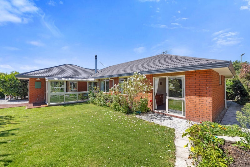 9 Thoresby Mews, Avonhead, Christchurch - Carousel 1