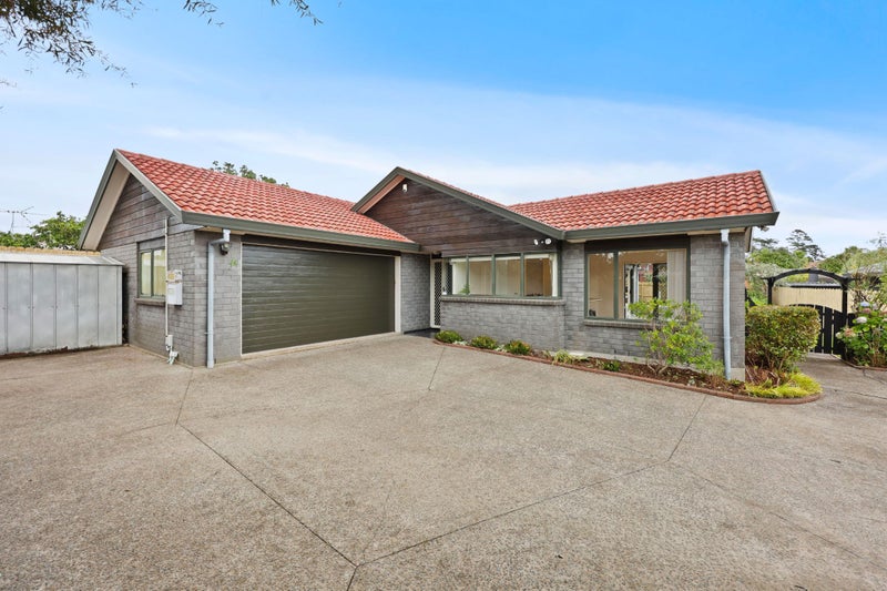 76 Burswood Drive, Burswood, Auckland - Carousel 1