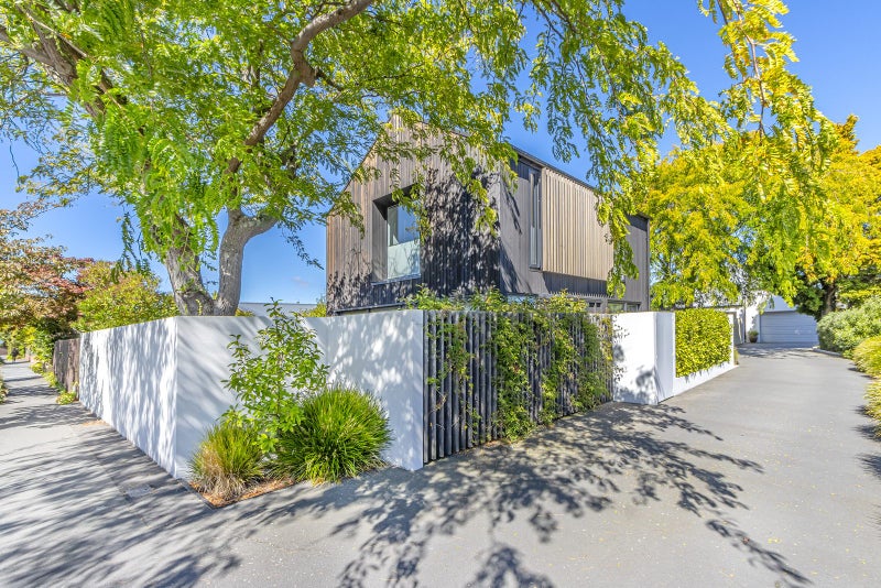 74 Merivale Lane, Merivale, Christchurch - Carousel 1