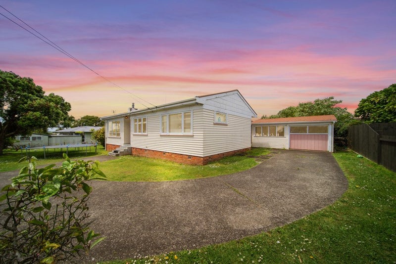 16 Hooks Road, Manurewa, Auckland - Carousel 2