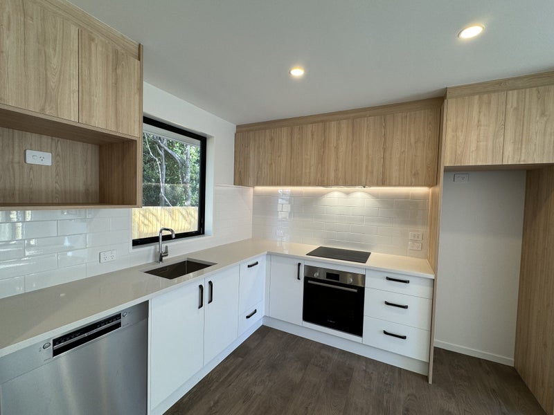 3/5 Matata Place, Dallington, Christchurch - Carousel 2